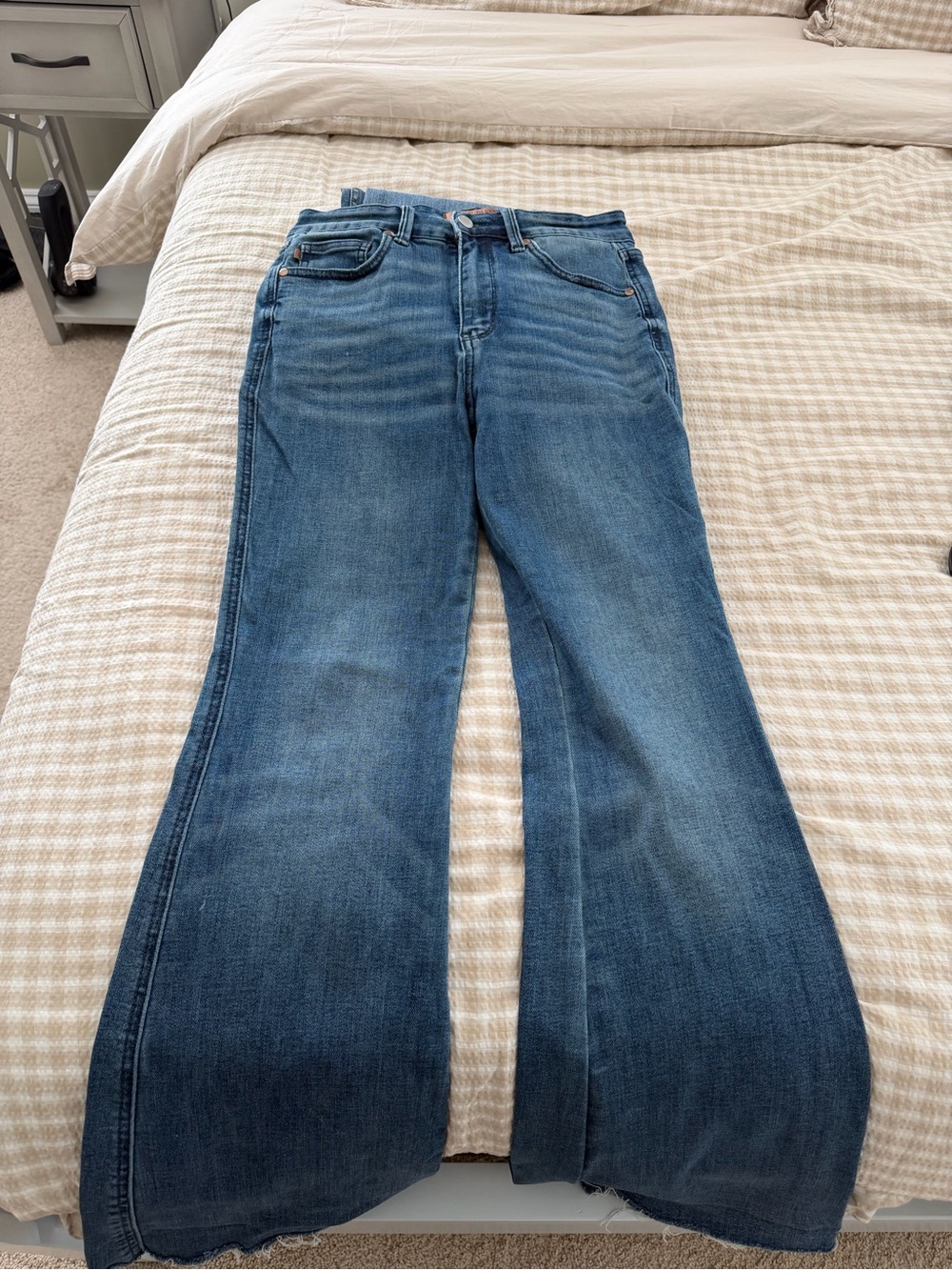 Judy Blue Medium Blue Flared Wide Leg Jeans